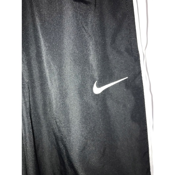 Nike boys large pants black and white - Picture 3 of 4